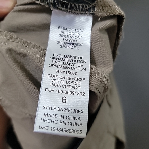 Democracy Ab Technology Cargo Utility Style Pants Size 6 Beige $78 Retail - Picture 5 of 5